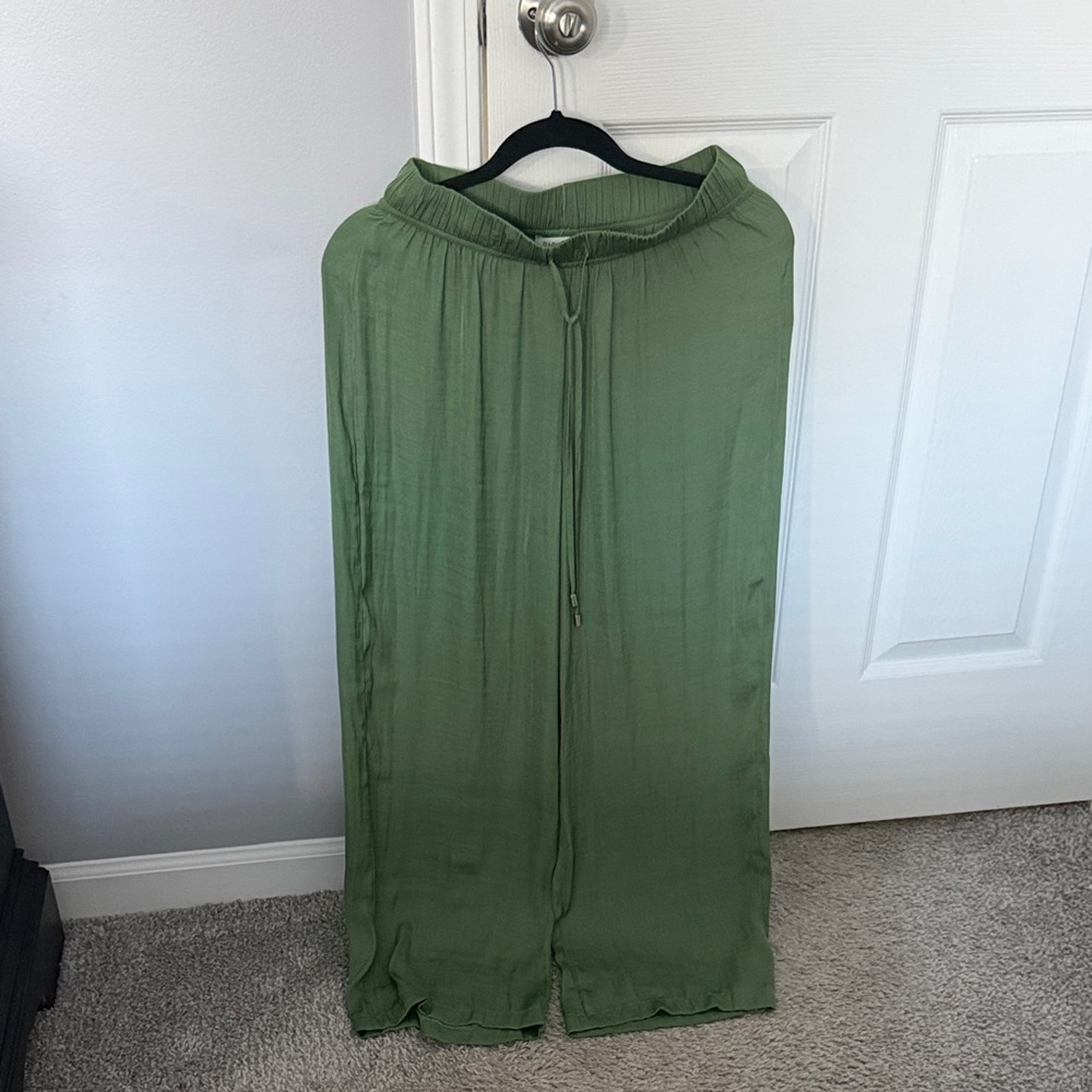 Green Women's silk pants